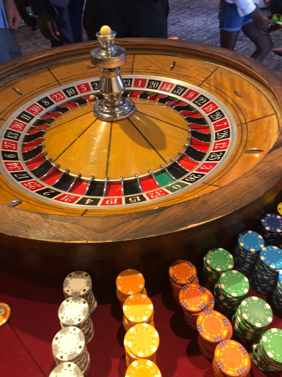 Villento Casino کھلاڑیوں کے لیے لائیو کیسینو سیکشن